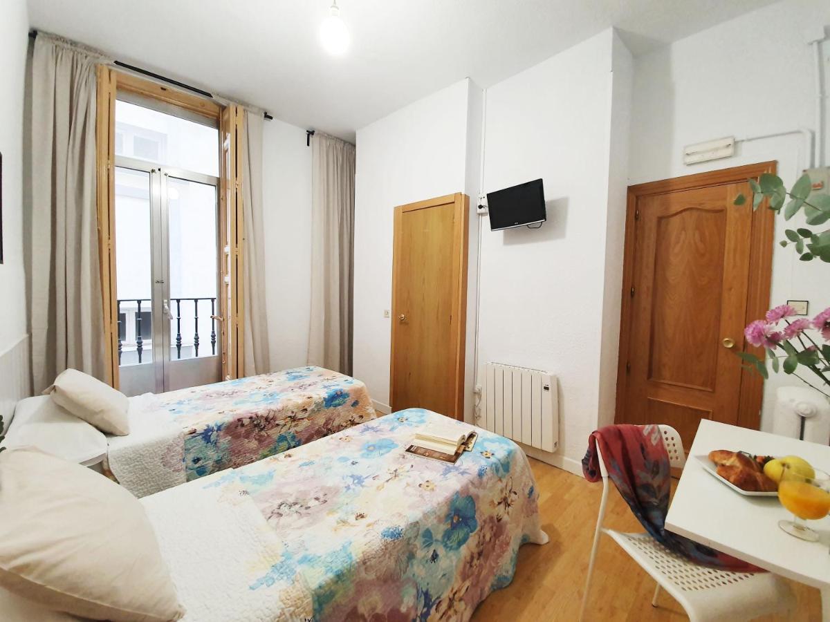 Hostal Alicante Мадрид Екстер'єр фото