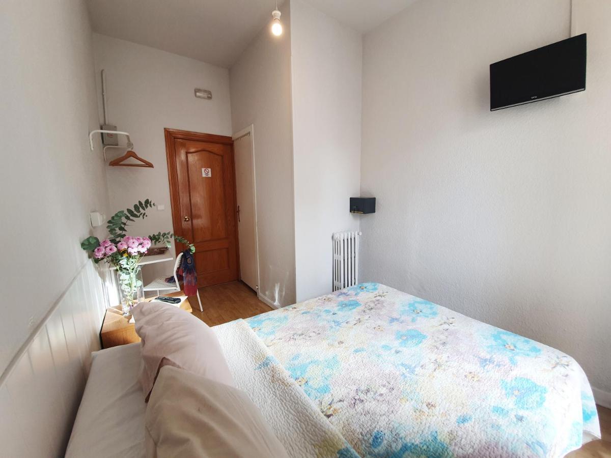 Hostal Alicante Мадрид Екстер'єр фото