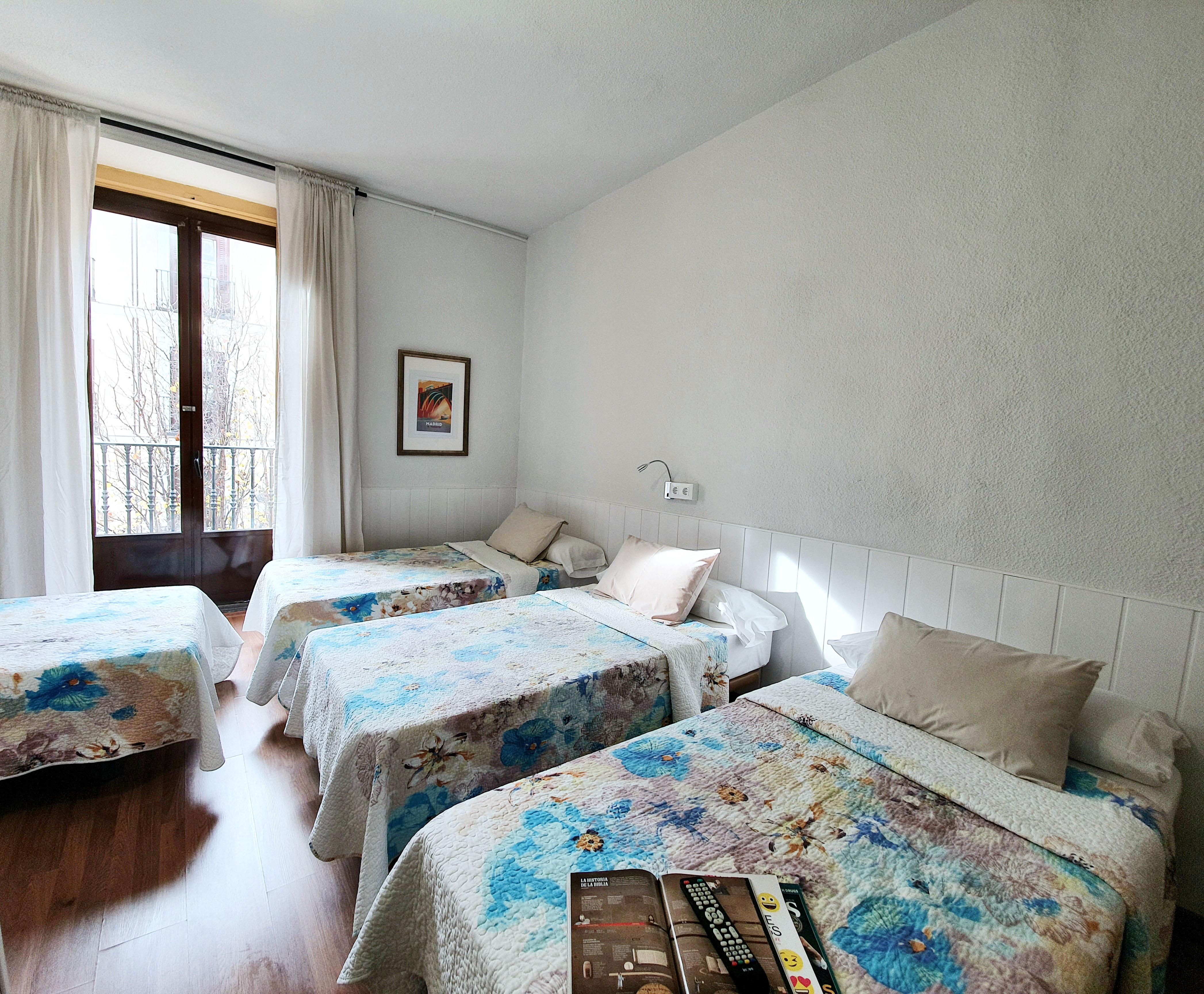 Hostal Alicante Мадрид Екстер'єр фото